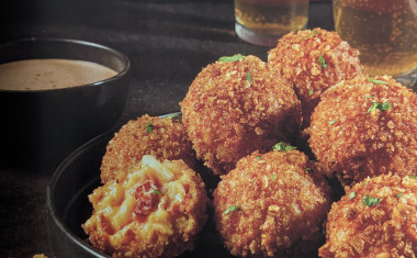 Boules de Mac & Cheese au homard